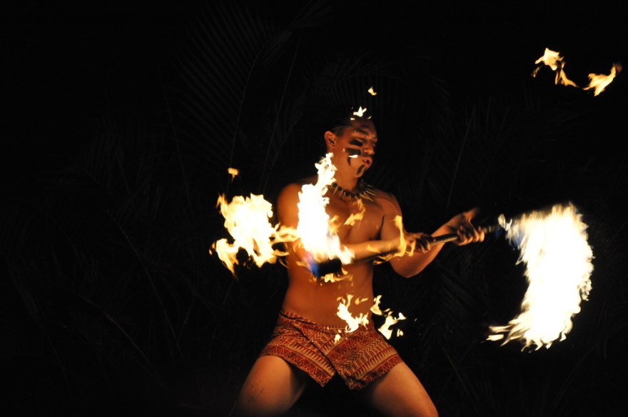 Siva Afi_SamoanFireDance at The Royal Lahaina Luau_CTShier